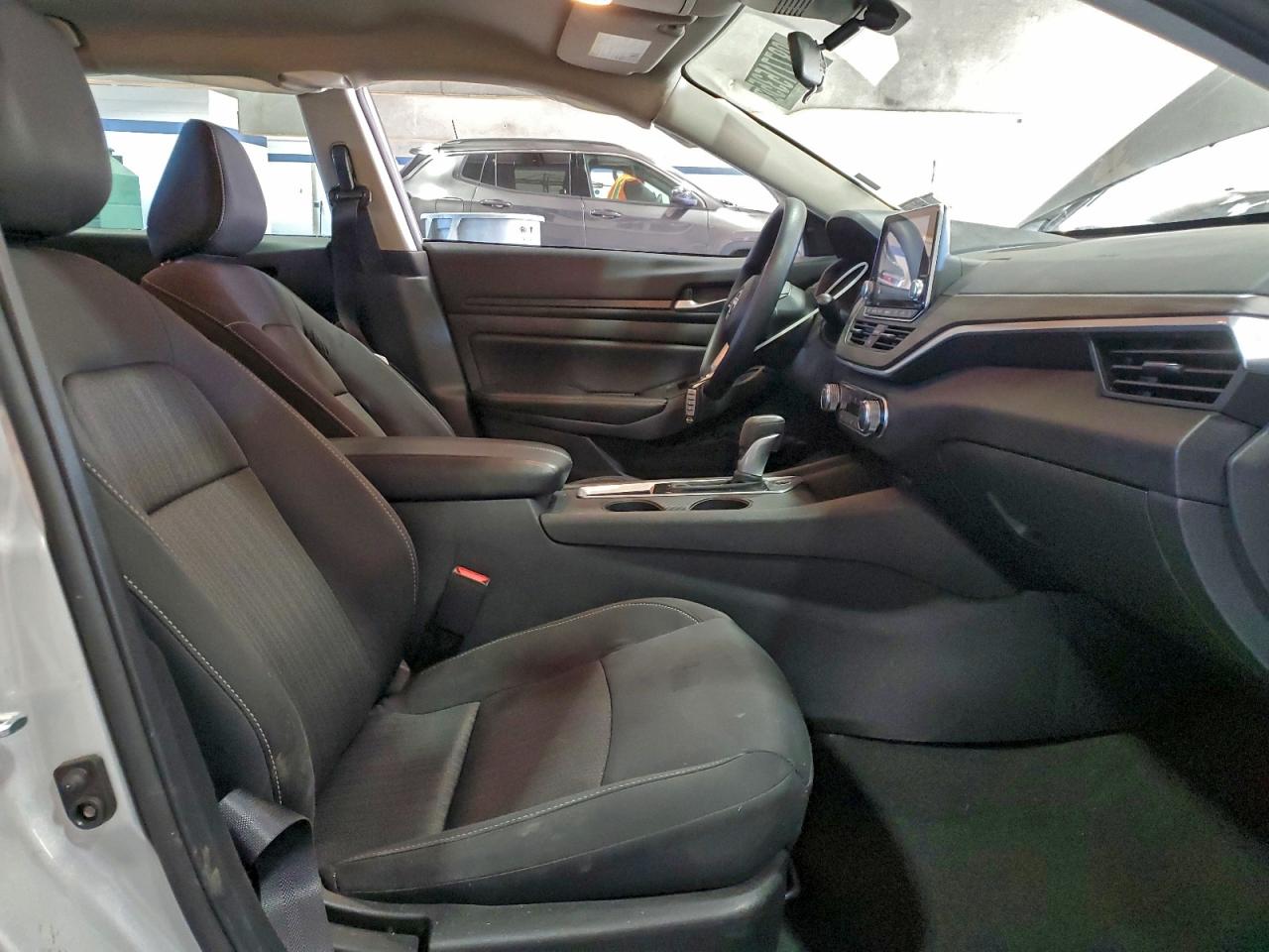 2025 NISSAN ALTIMA SV photo 7