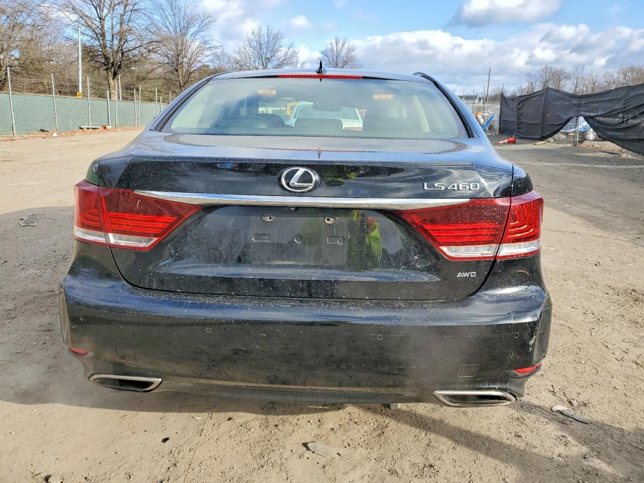 2015 LEXUS LS 460 photo 11