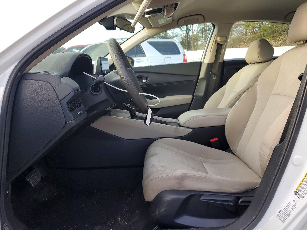 2024 HONDA ACCORD LX photo 13