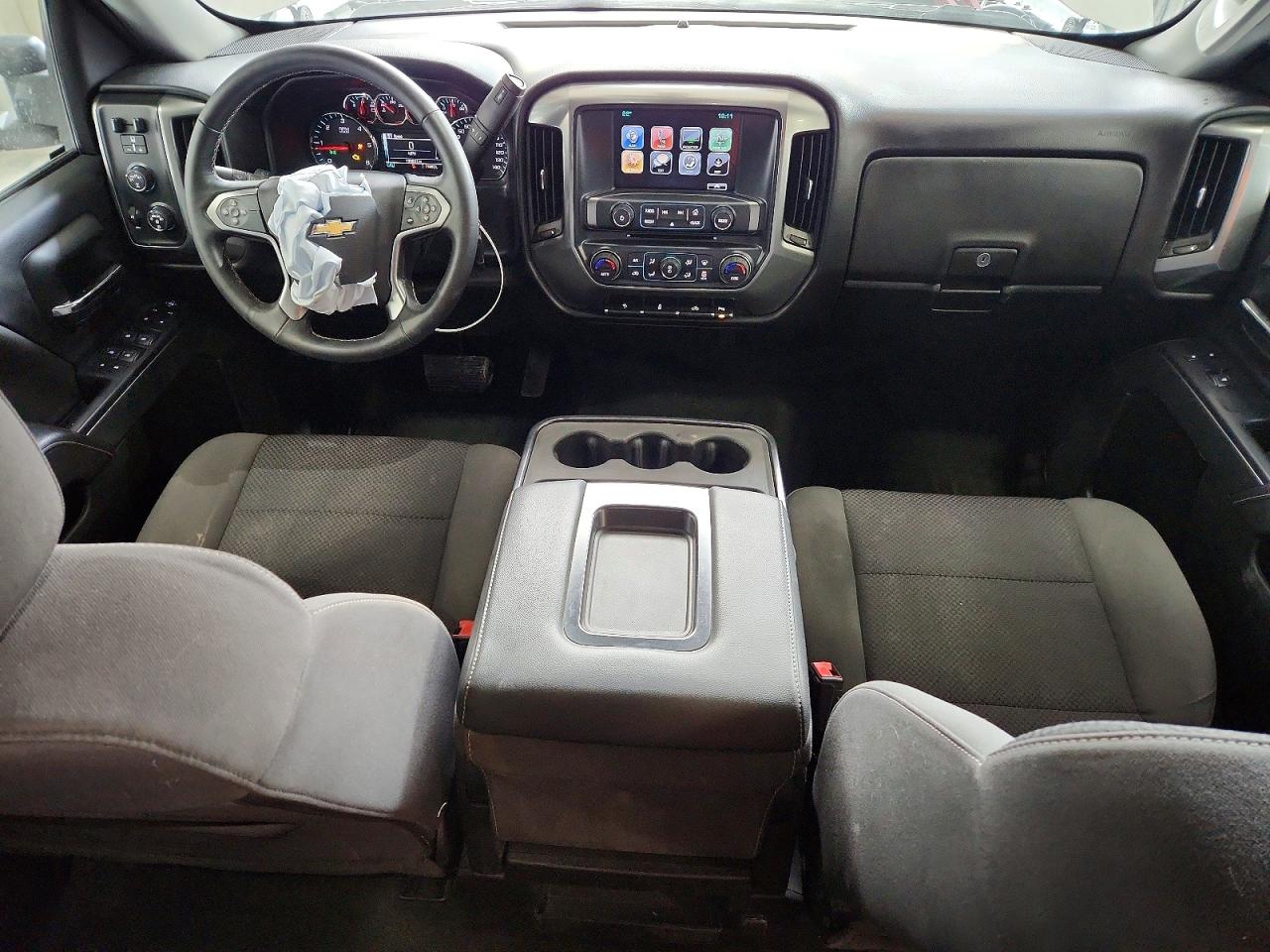 2017 CHEVROLET SILVERADO K1500 LT photo 8