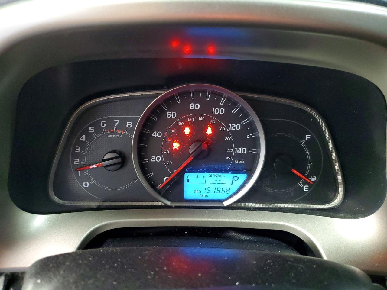 2013 TOYOTA RAV4 XLE photo 9