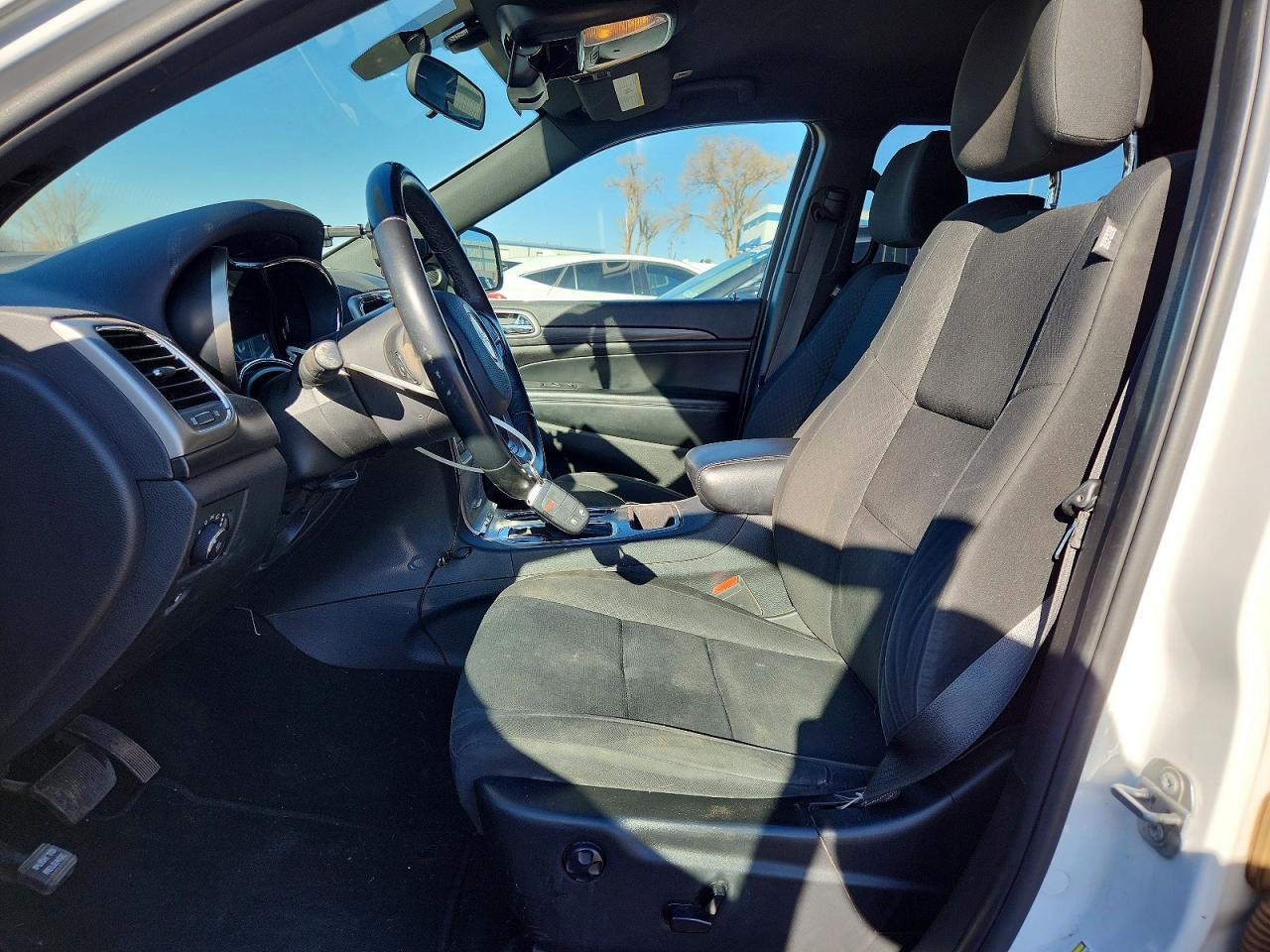 2019 JEEP GRAND CHEROKEE LAREDO photo 13