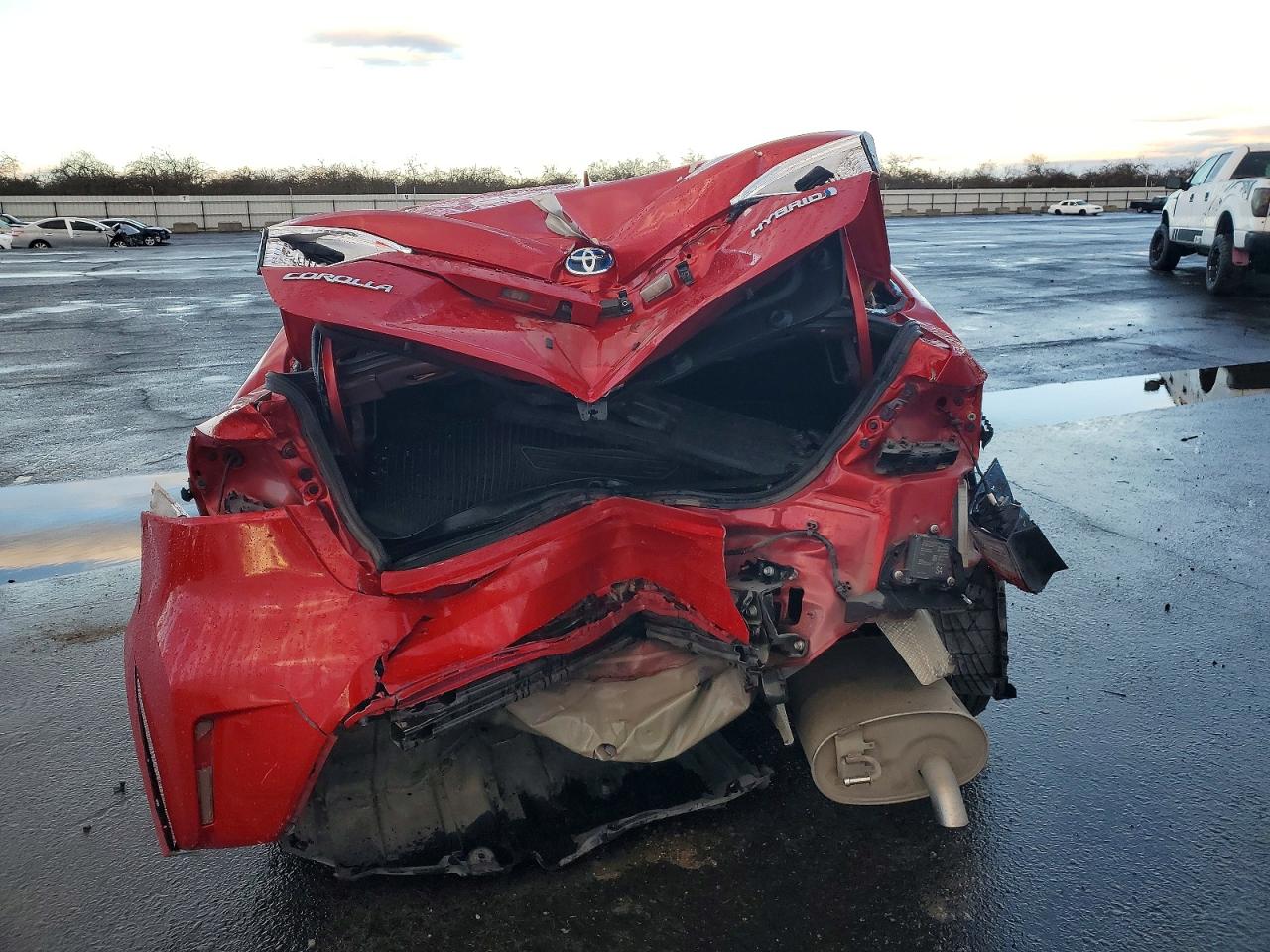 2021 TOYOTA COROLLA LE photo 6