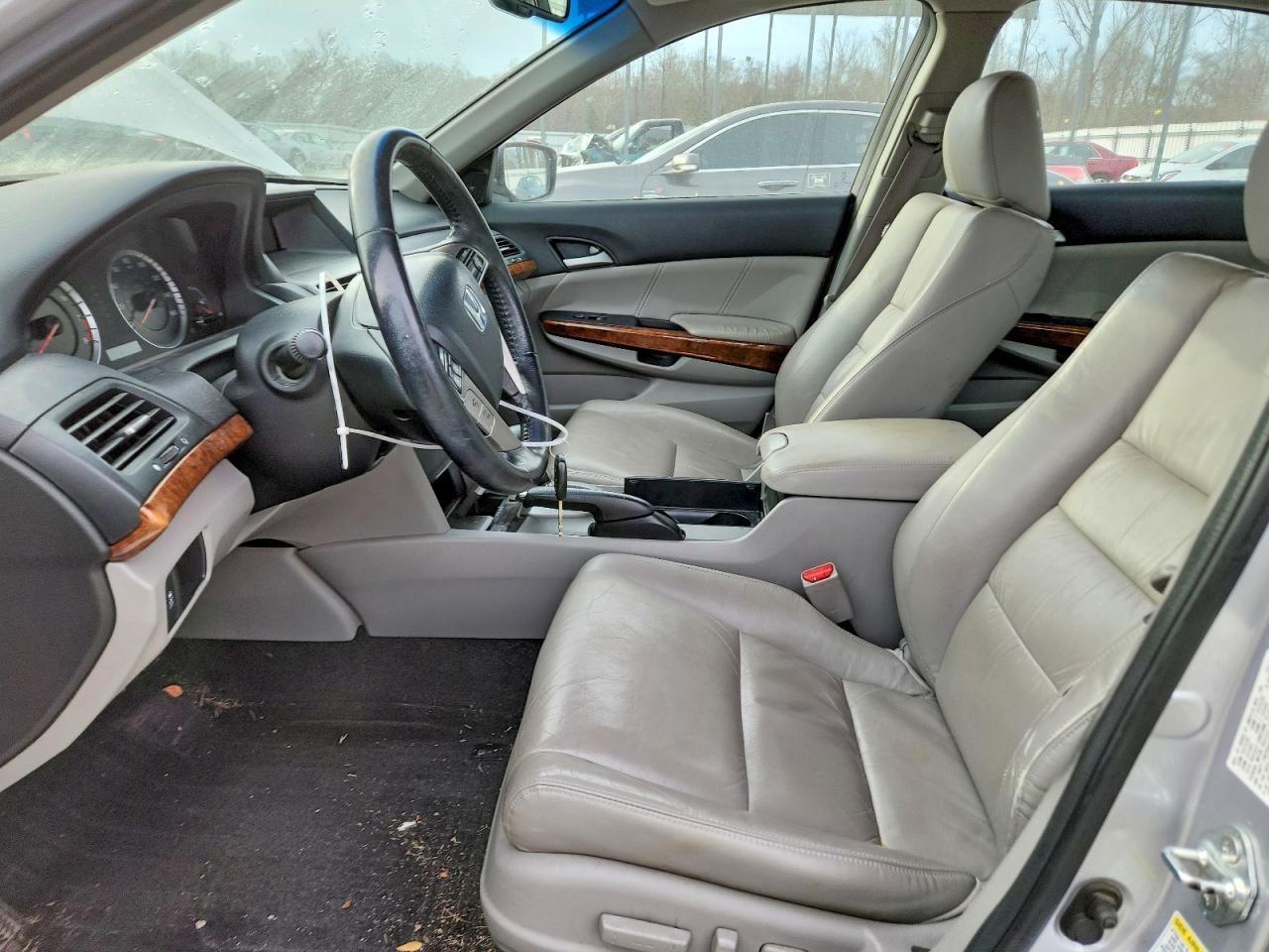 2011 HONDA ACCORD EXL photo 25
