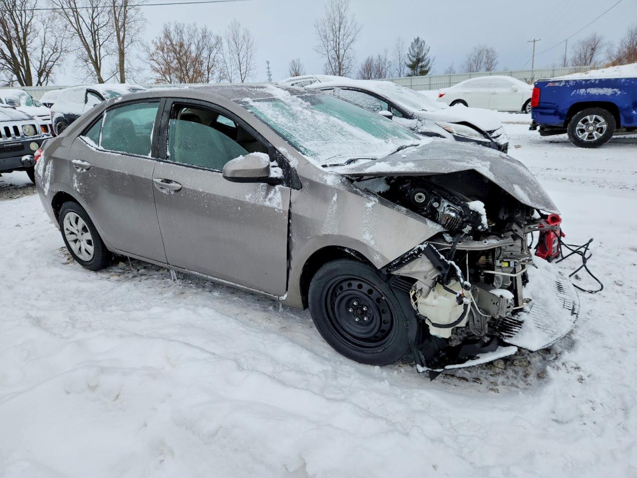 2014 TOYOTA COROLLA L photo 4