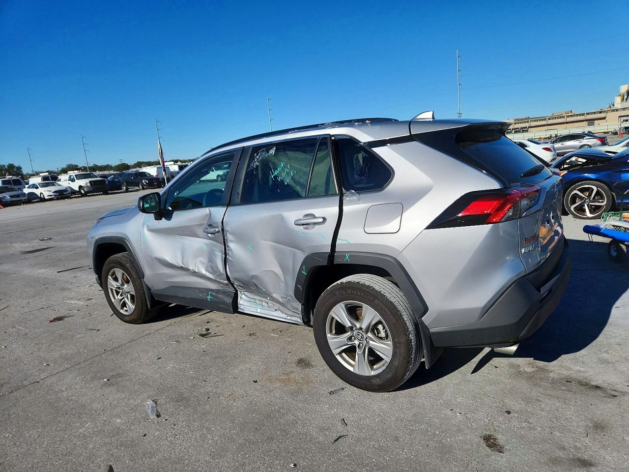 2025 TOYOTA RAV4 LE photo 2
