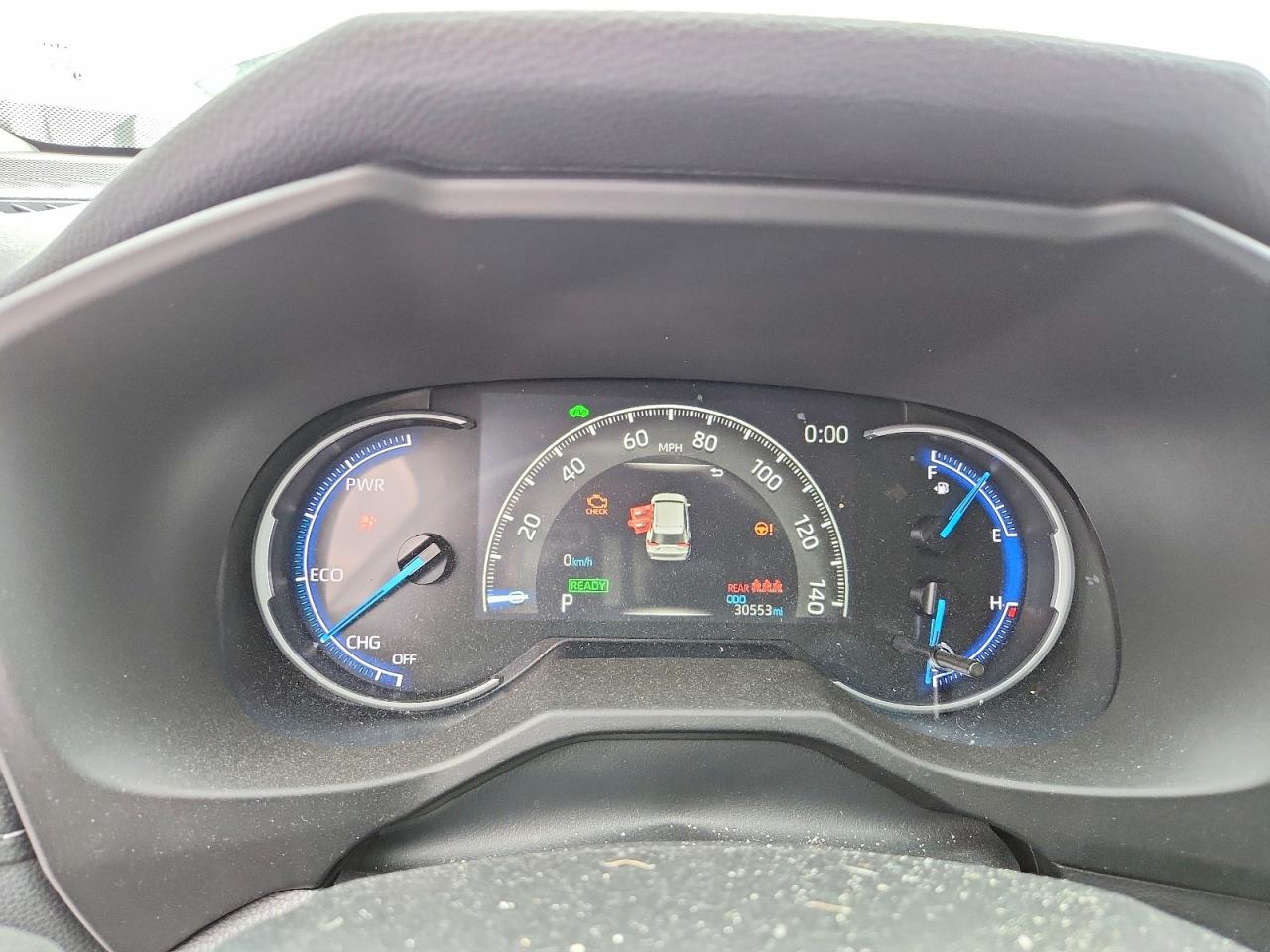 2025 TOYOTA RAV4 LE photo 9
