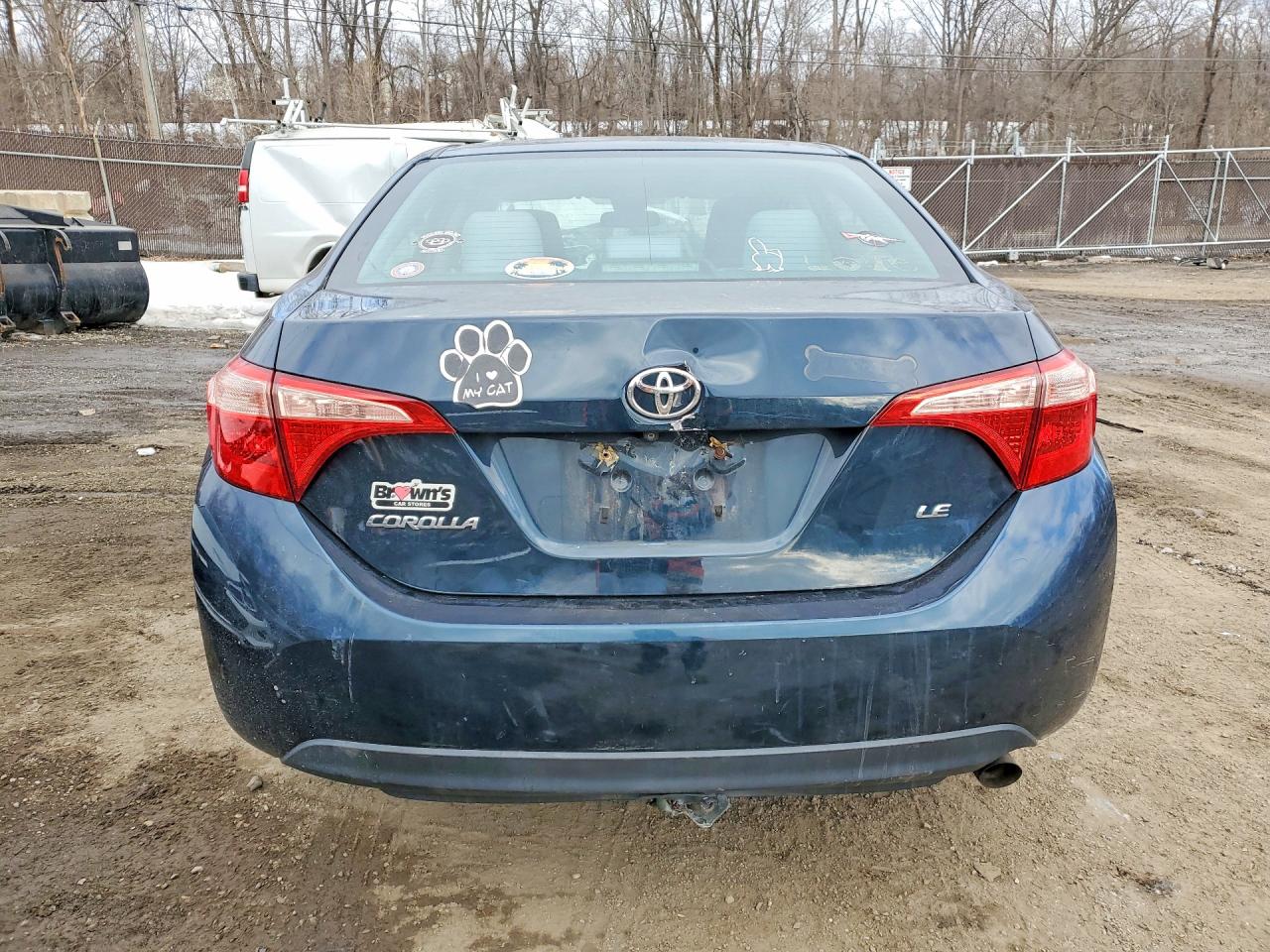 2018 TOYOTA COROLLA L photo 11