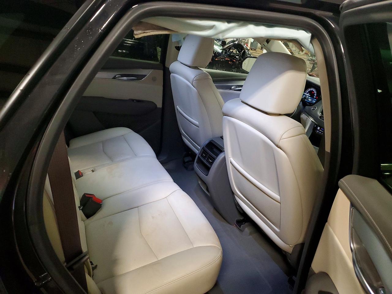2019 CADILLAC XT5 LUXURY photo 11
