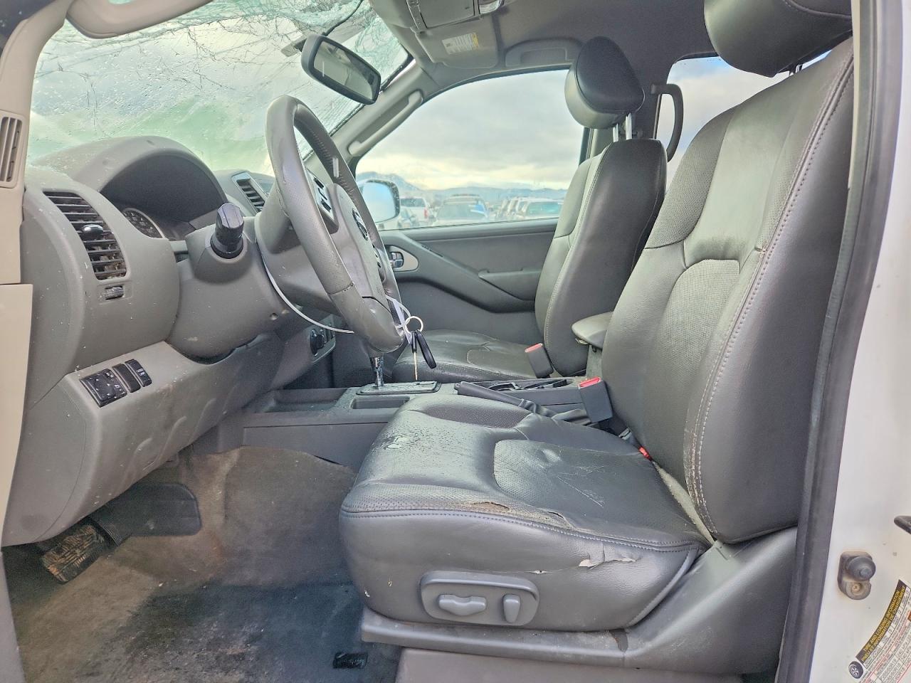 2009 NISSAN FRONTIER CREW CAB SE photo 7