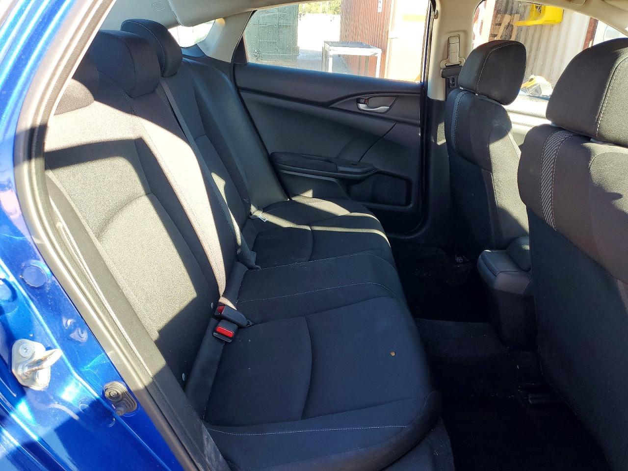 2016 HONDA CIVIC LX photo 10