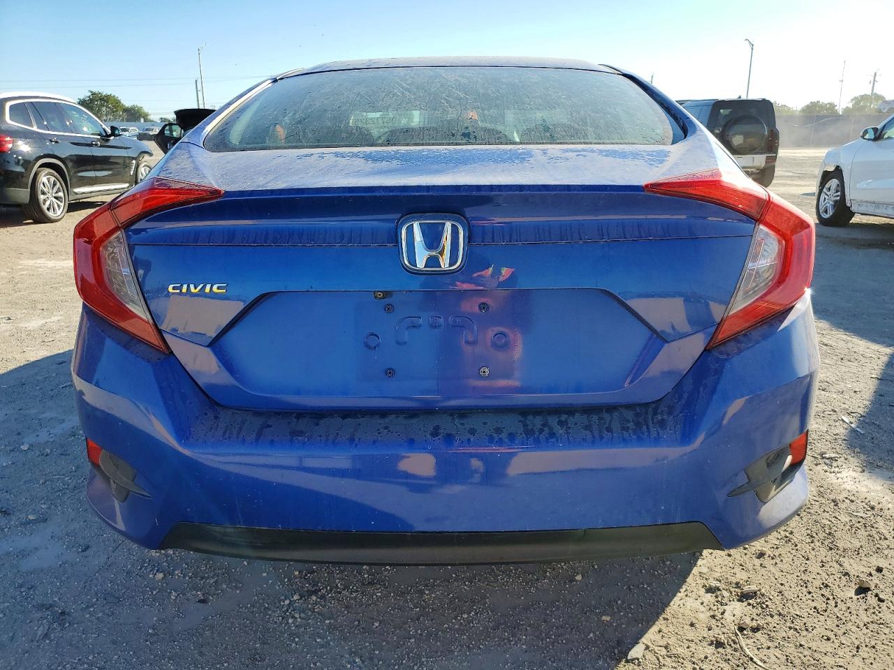 2016 HONDA CIVIC LX photo 6