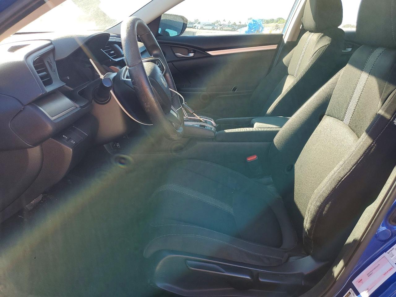 2016 HONDA CIVIC LX photo 7