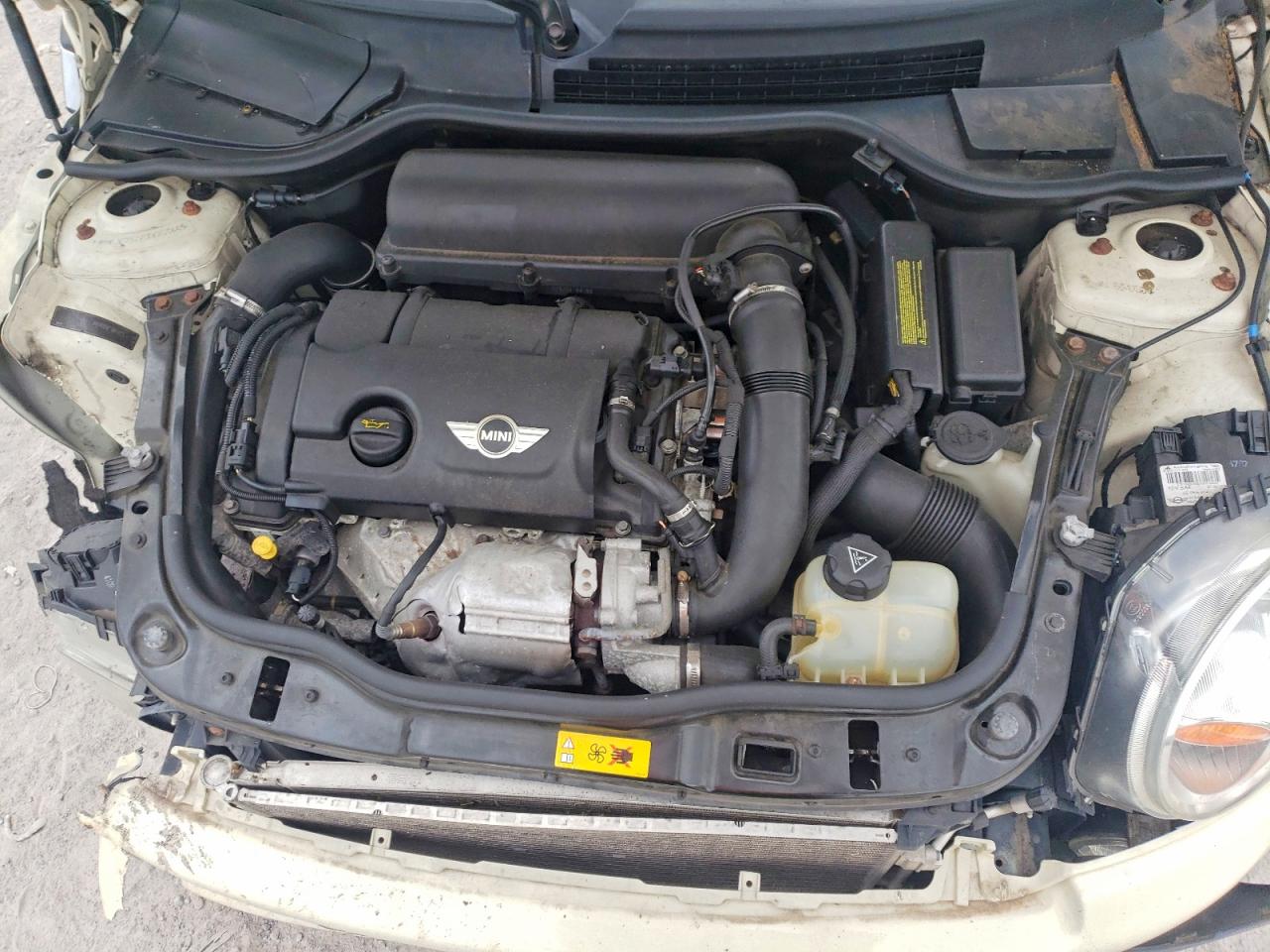 2012 MINI COOPER S photo 12