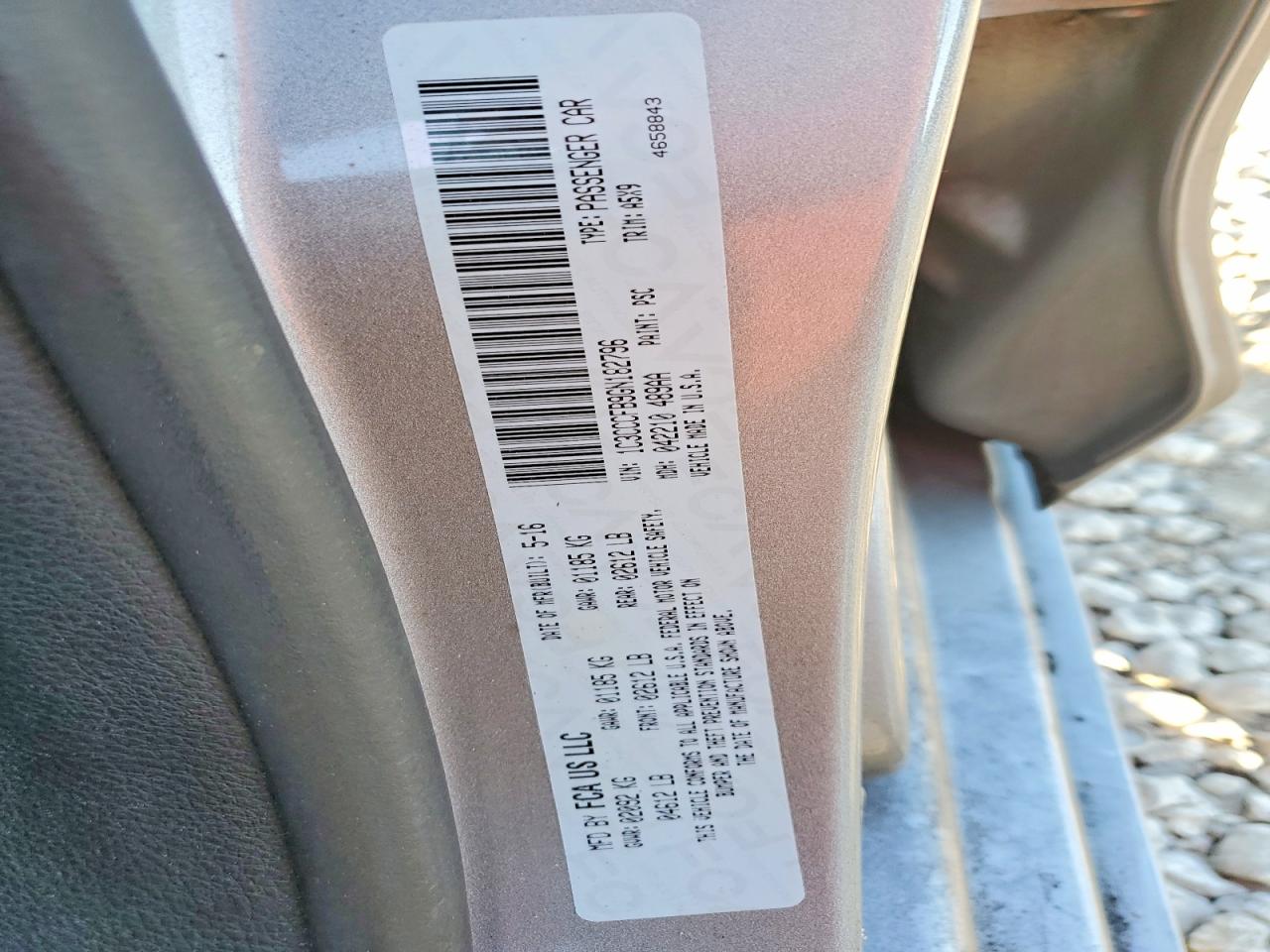2016 CHRYSLER 200 LX photo 12