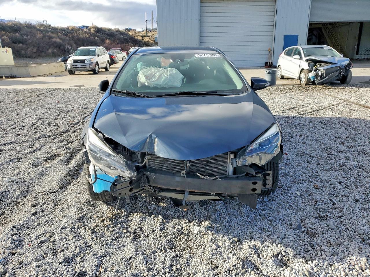 2017 TOYOTA COROLLA L photo 5