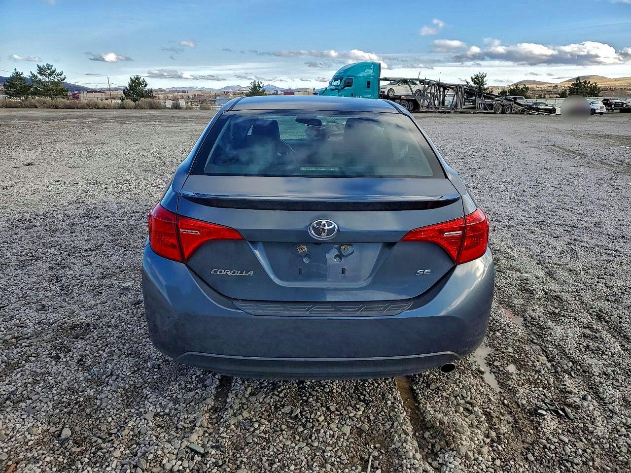 2017 TOYOTA COROLLA L photo 6