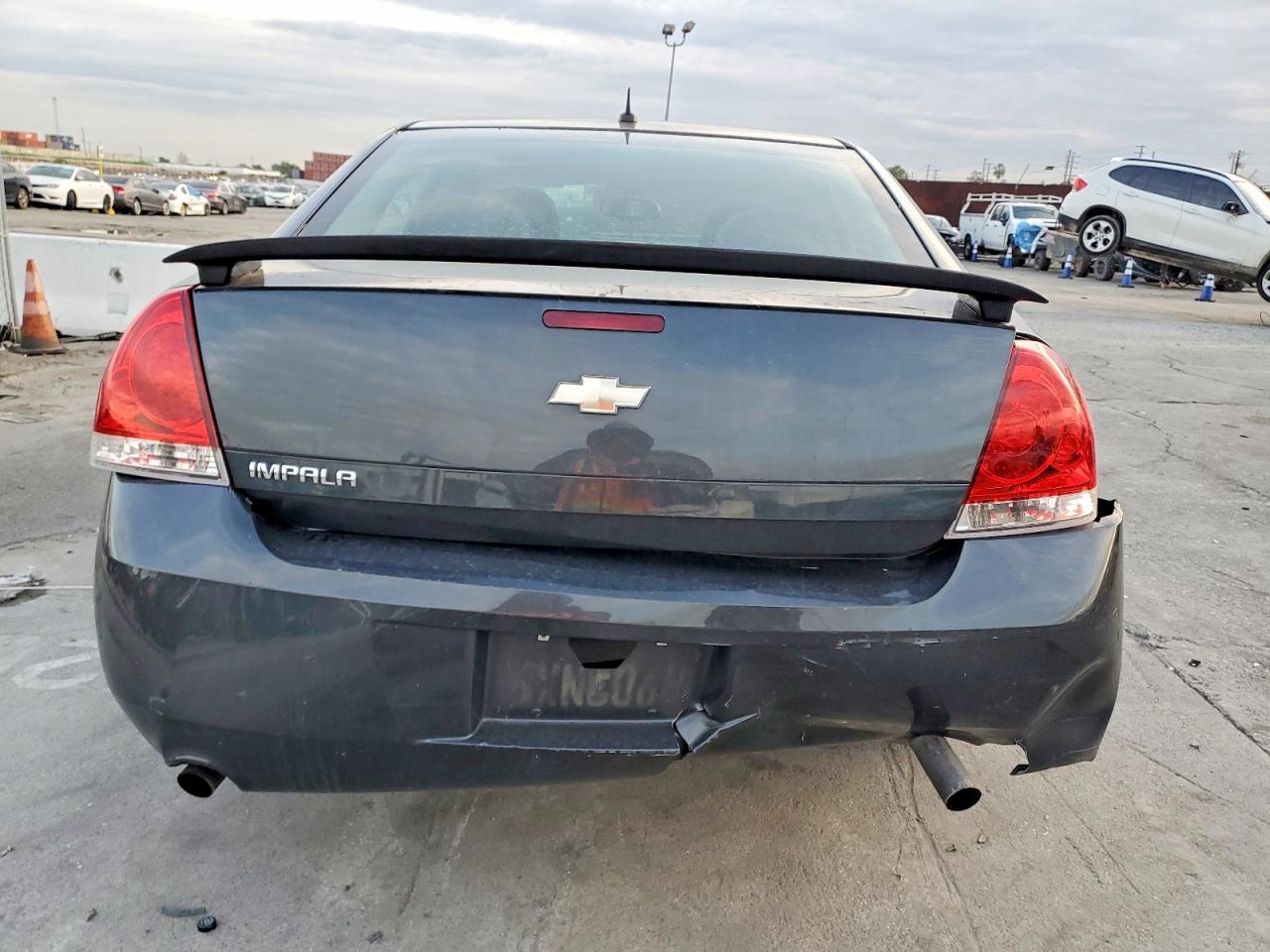 2012 CHEVROLET IMPALA LT photo 6