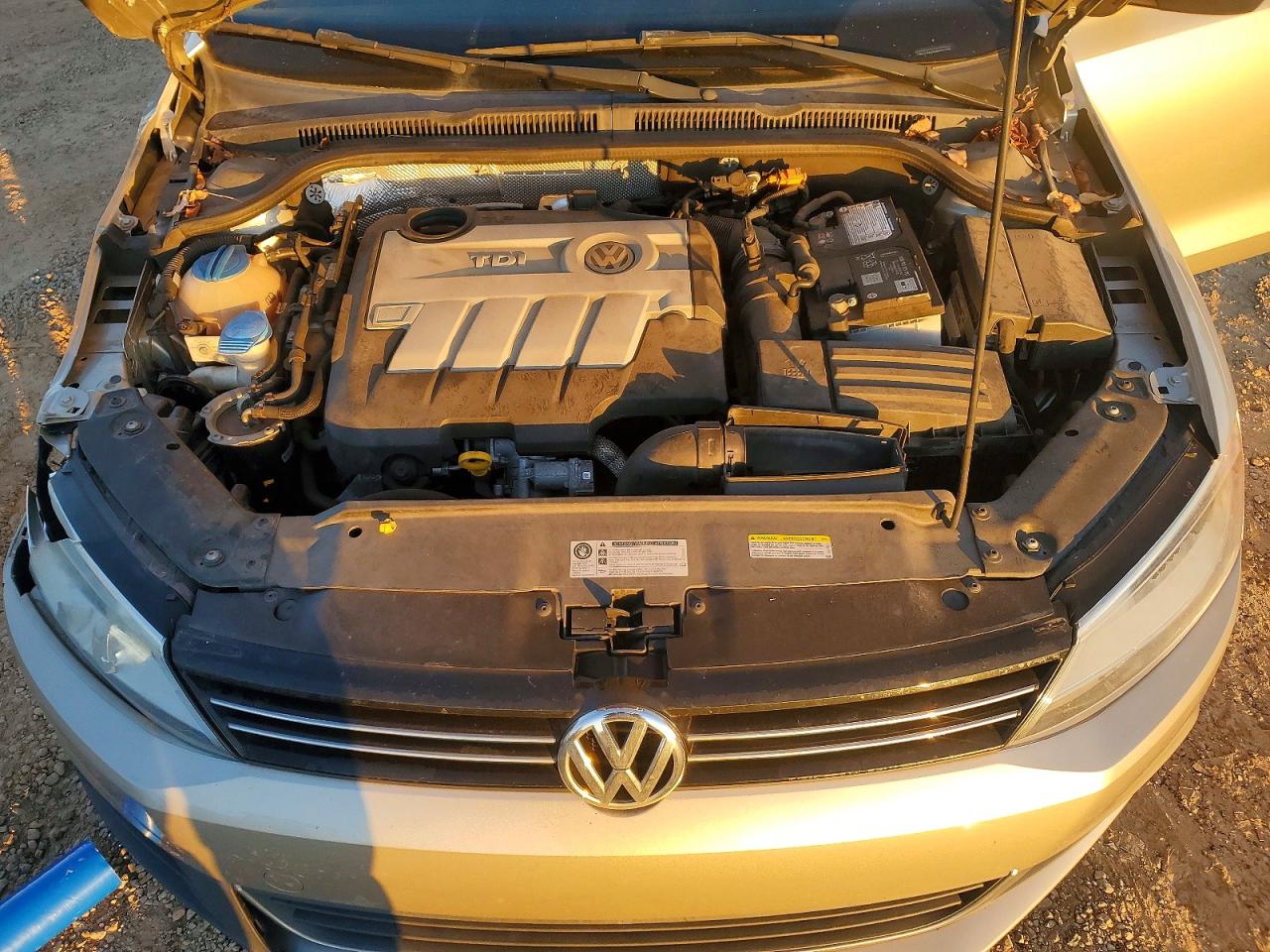 2014 VOLKSWAGEN JETTA TDI photo 21