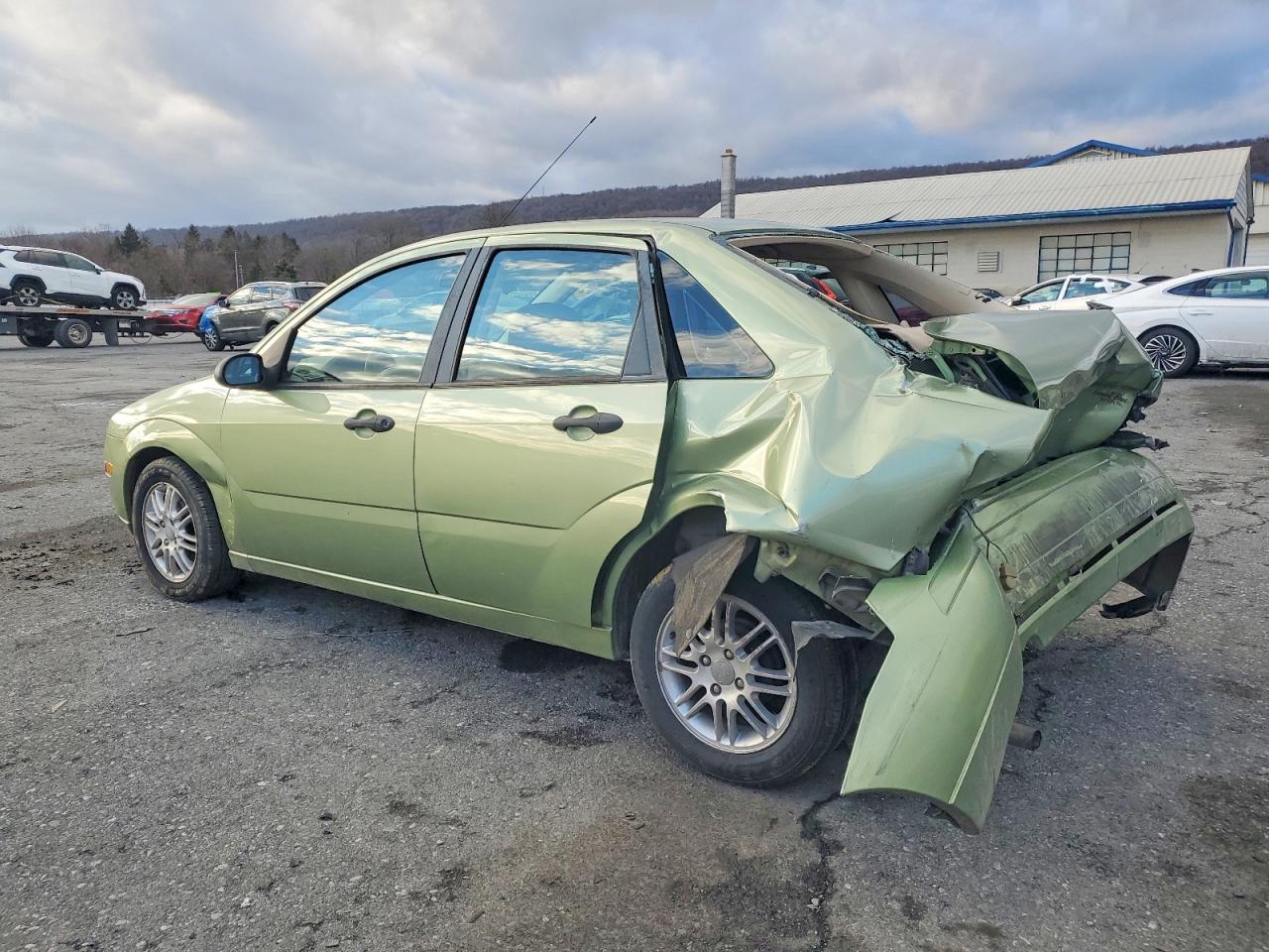 2007 FORD FOCUS ZX4 photo 2