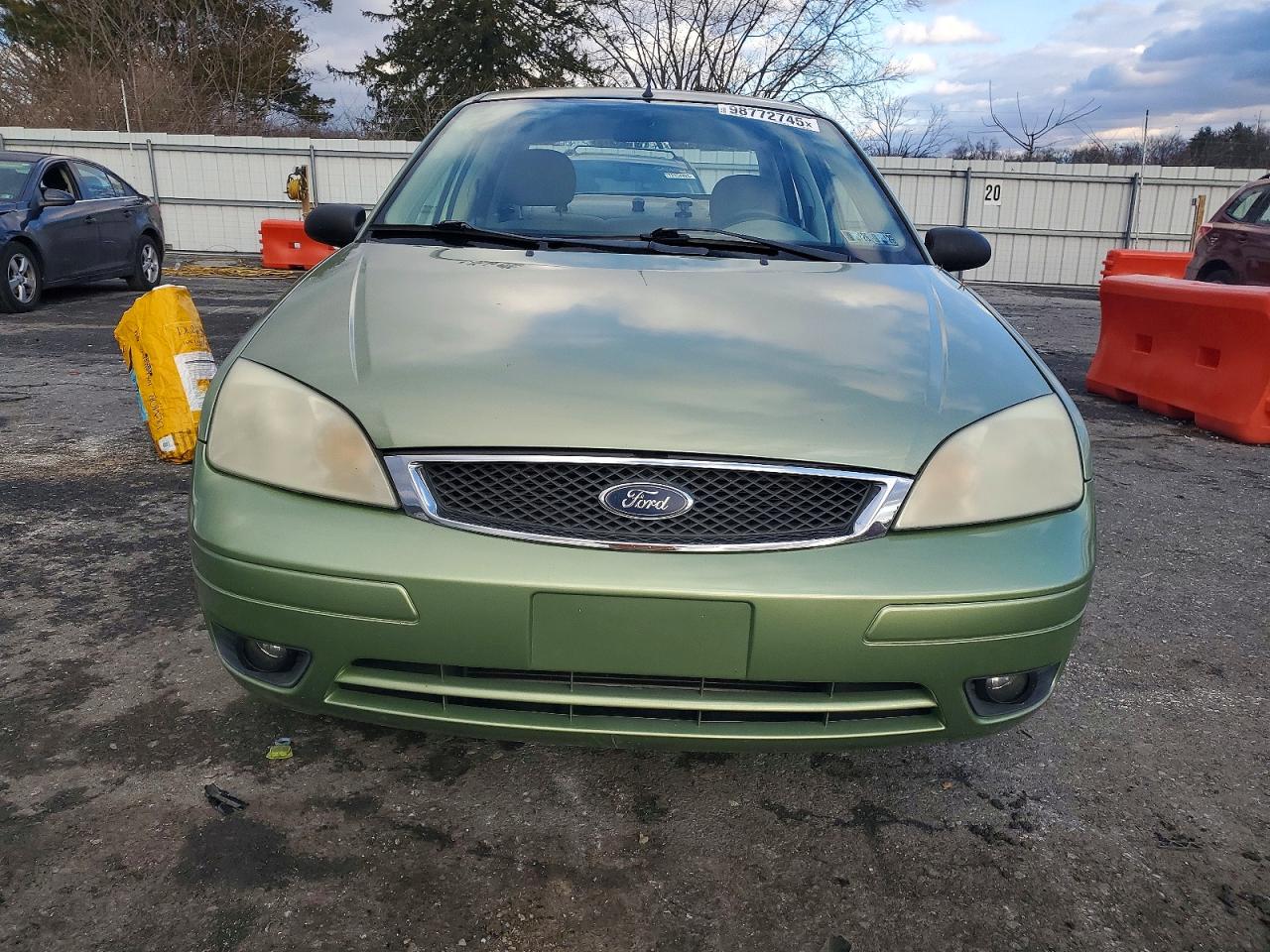 2007 FORD FOCUS ZX4 photo 5