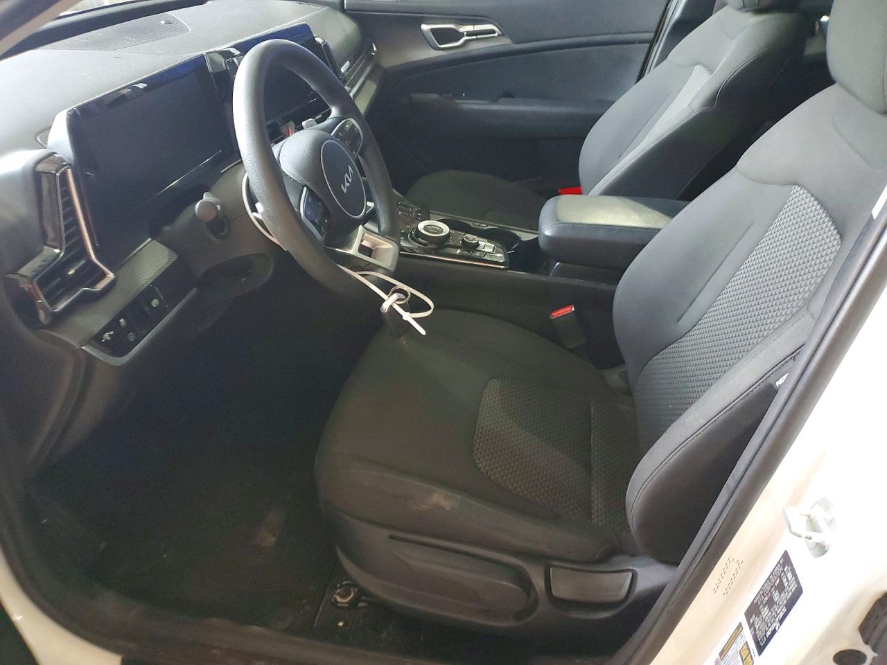 2023 KIA SPORTAGE LX photo 7