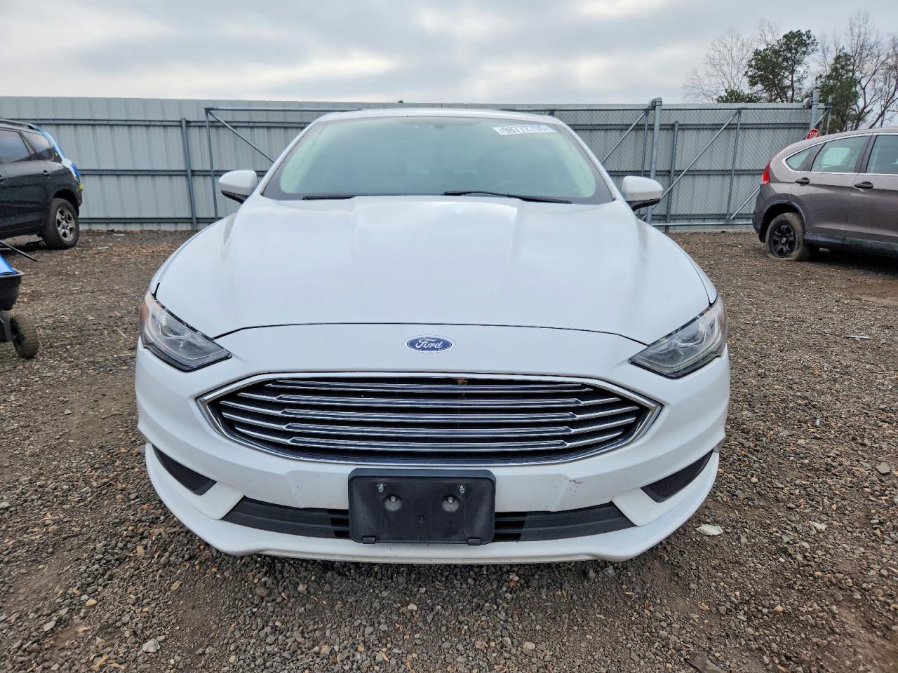 2017 FORD FUSION SE photo 5