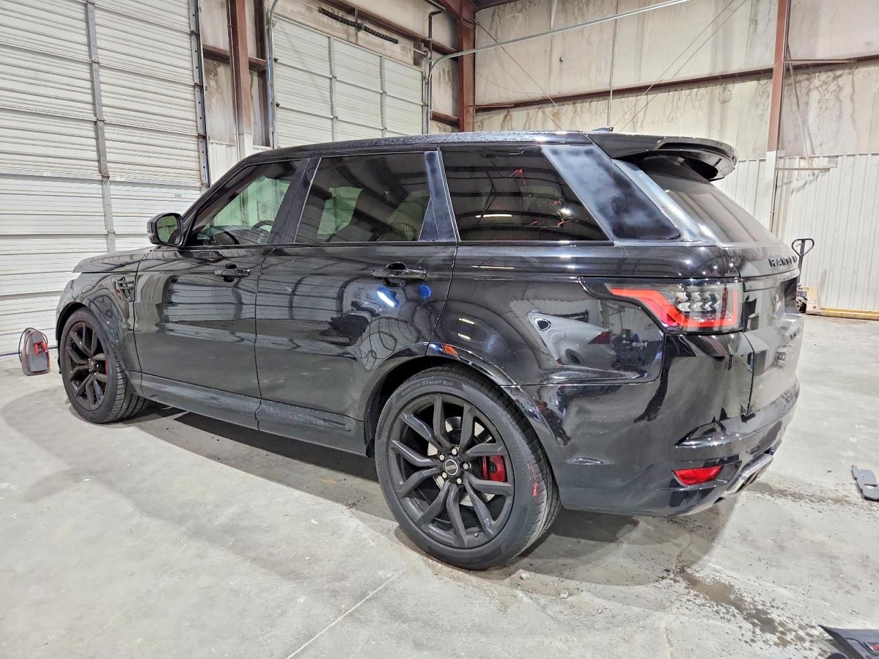 2018 LAND ROVER RANGE ROVER SPORT SVR photo 2