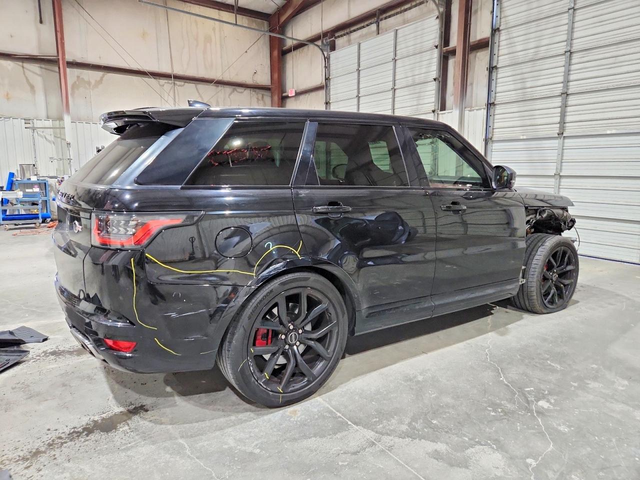2018 LAND ROVER RANGE ROVER SPORT SVR photo 3