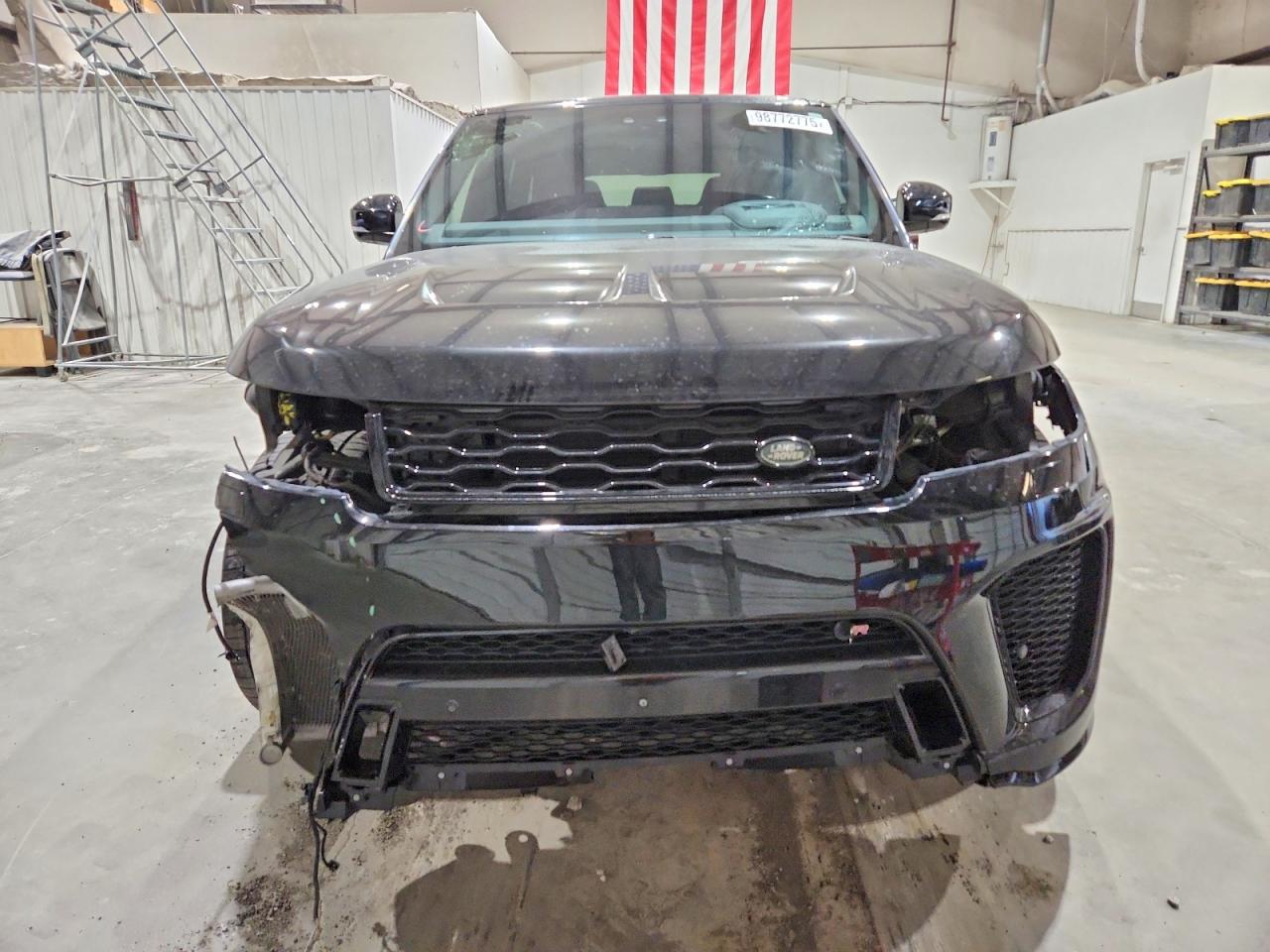 2018 LAND ROVER RANGE ROVER SPORT SVR photo 5