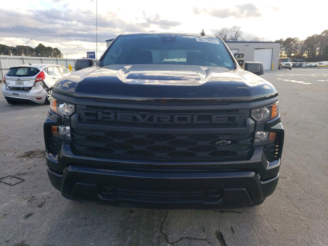 2025 CHEVROLET SILVERADO K1500 CUSTOM photo 5