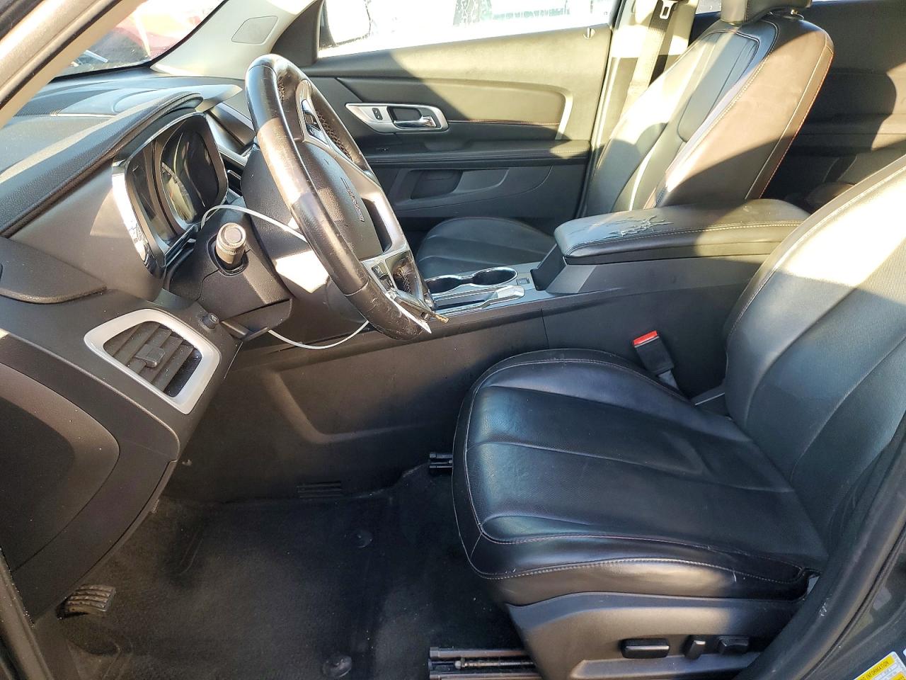 2017 GMC TERRAIN SLT photo 7