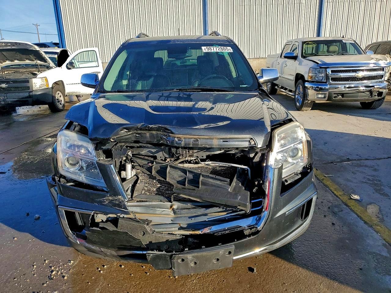 2017 GMC TERRAIN SLT photo 5
