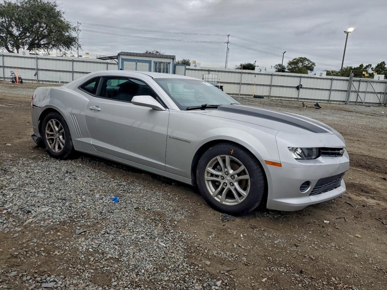 2015 CHEVROLET CAMARO LS photo 4