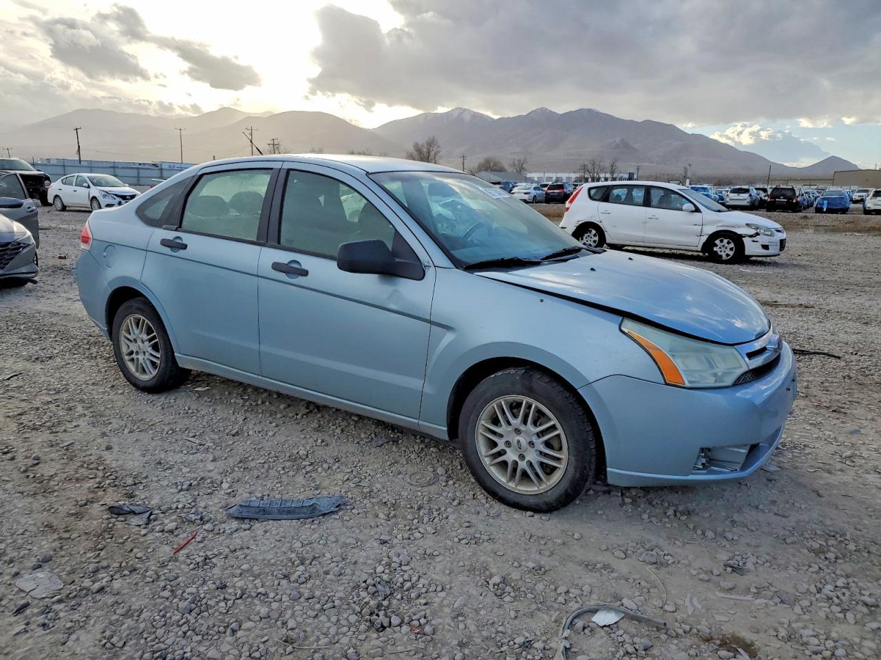 2009 FORD FOCUS SE photo 4