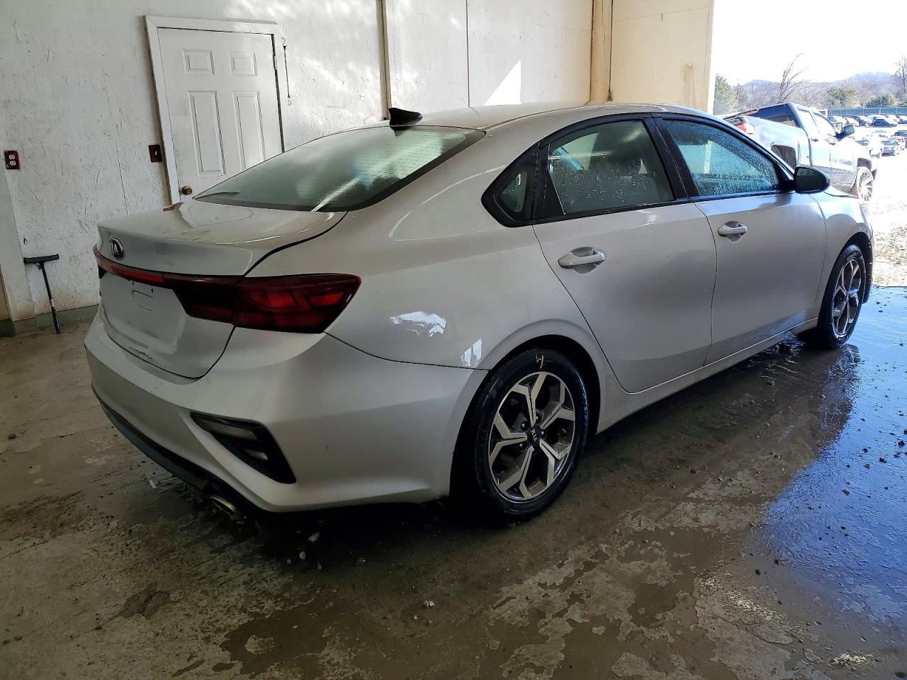 2021 KIA FORTE FE photo 3