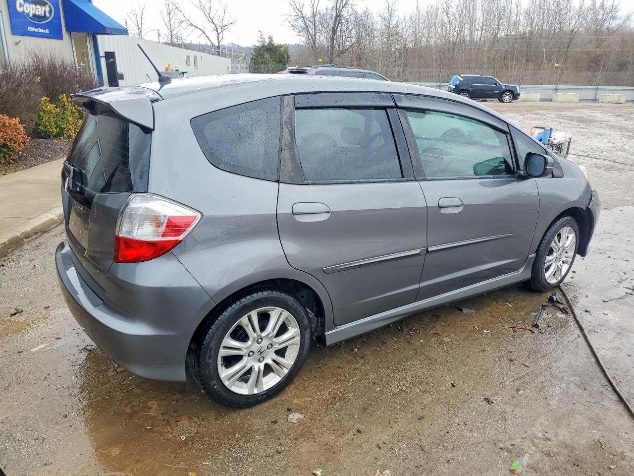 2011 HONDA FIT SPORT photo 3
