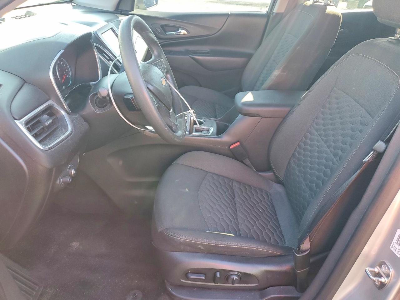 2019 CHEVROLET EQUINOX LT photo 7