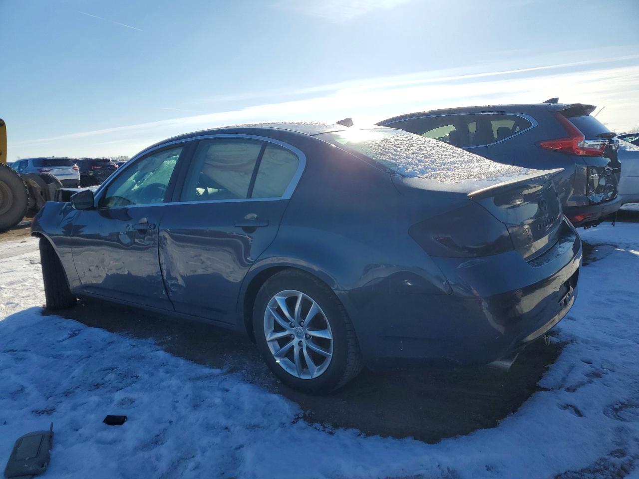 2009 INFINITI G37 BASE photo 2