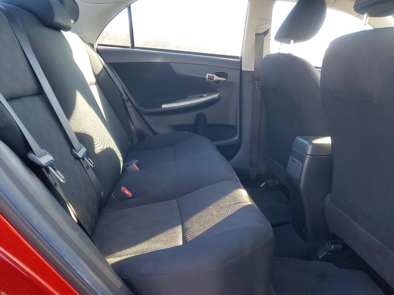 2010 TOYOTA COROLLA BASE photo 10