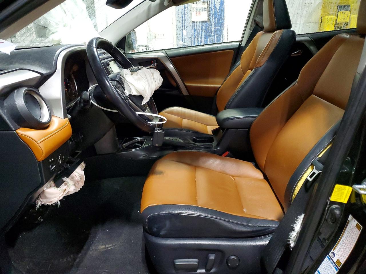2016 TOYOTA RAV4 HV LIMITED photo 7