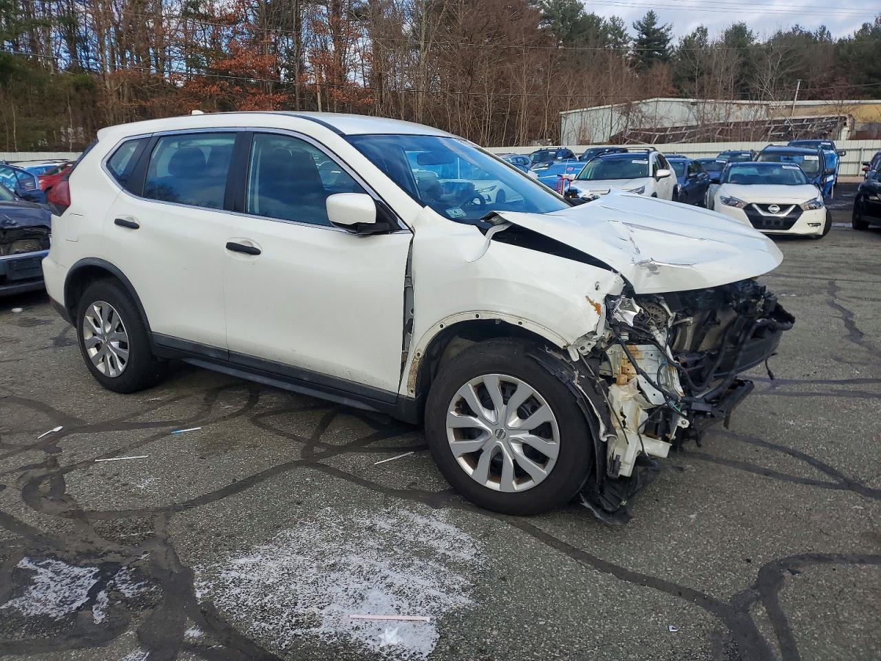 2018 NISSAN ROGUE S photo 4