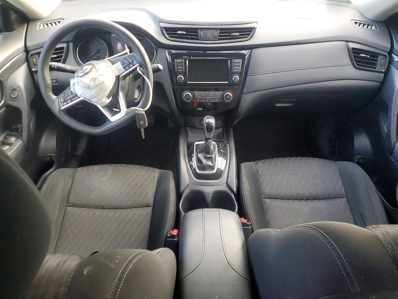 2018 NISSAN ROGUE S photo 8