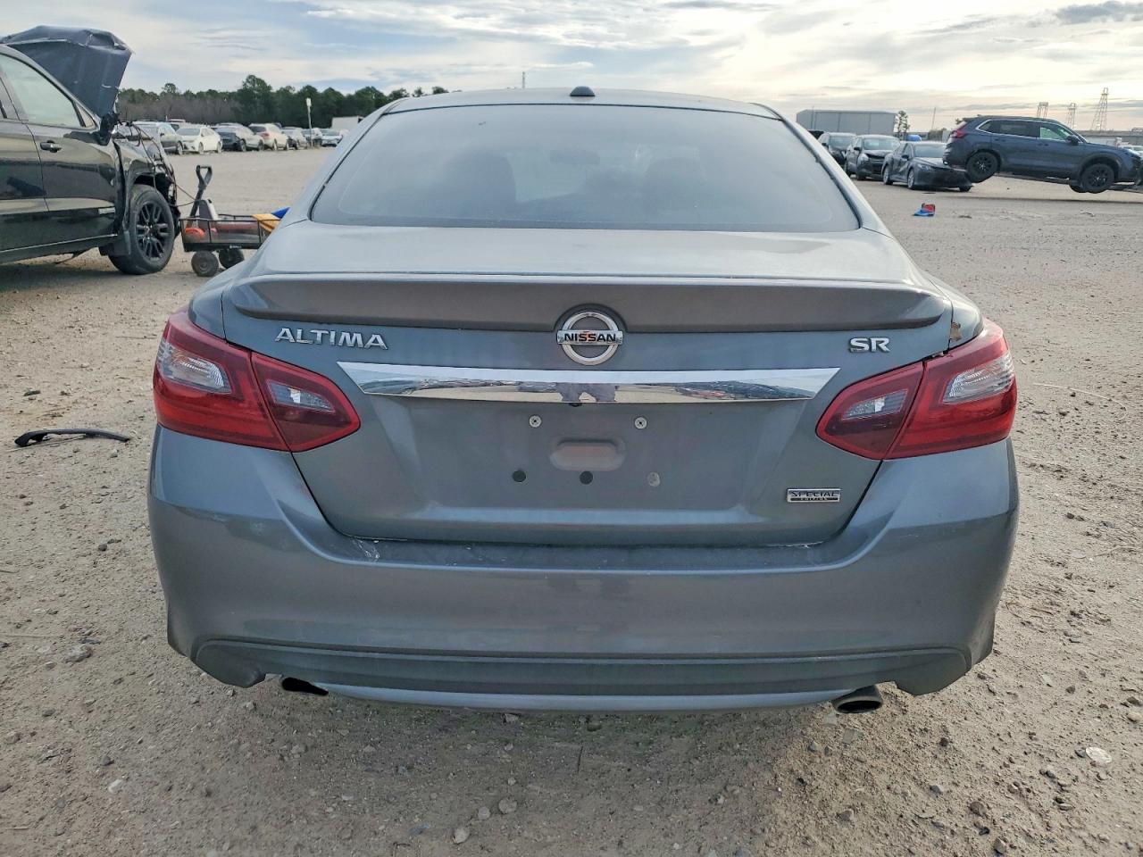 2018 NISSAN ALTIMA photo 6