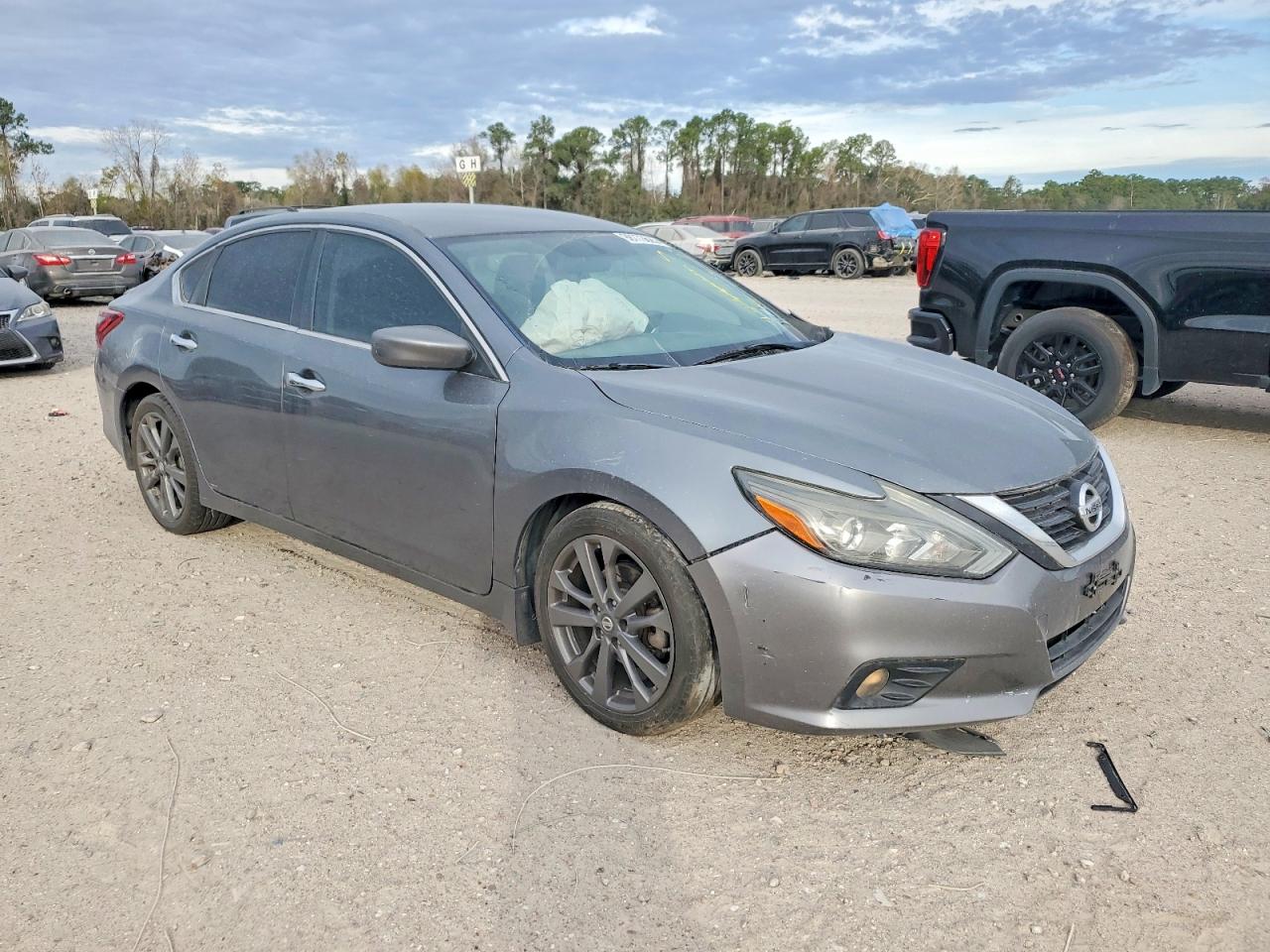2018 NISSAN ALTIMA photo 4