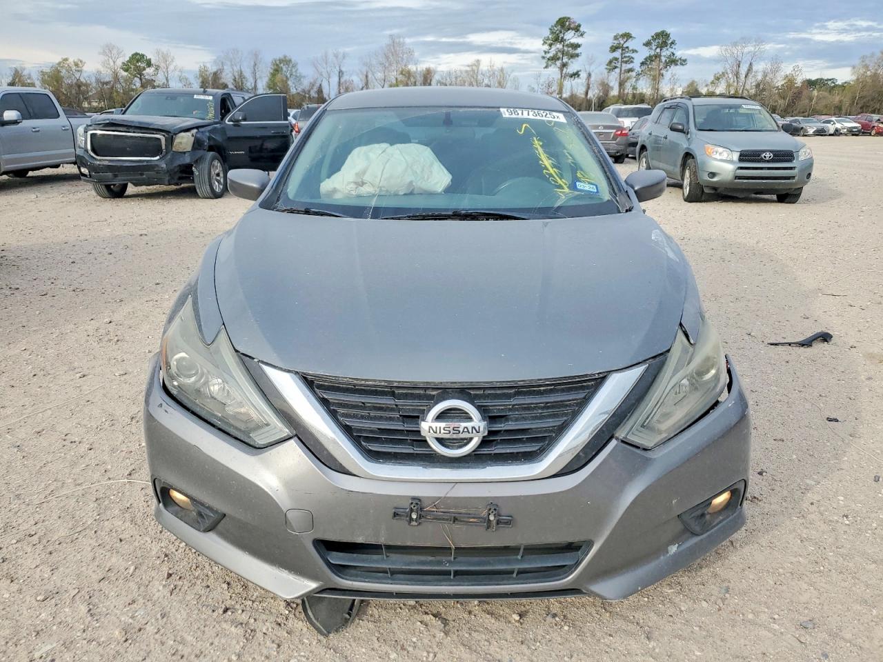 2018 NISSAN ALTIMA photo 5