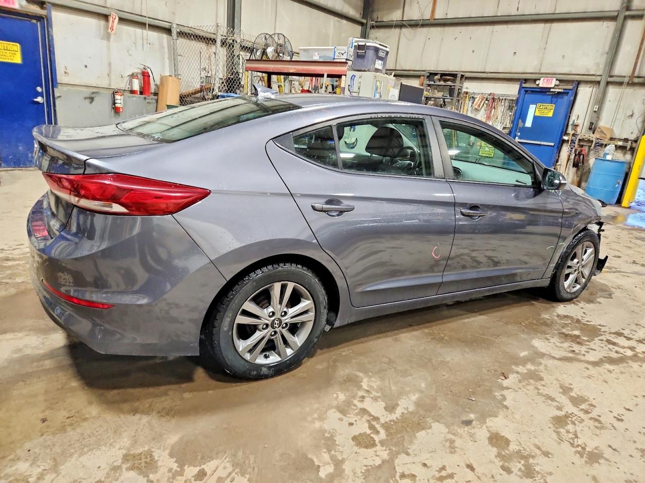2017 HYUNDAI ELANTRA SE photo 3