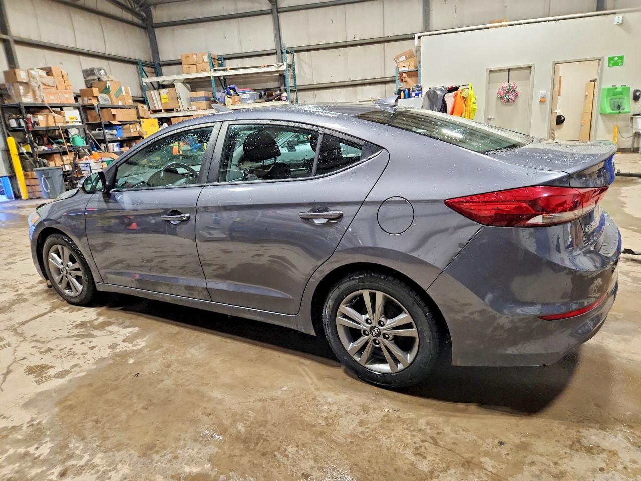2017 HYUNDAI ELANTRA SE photo 2