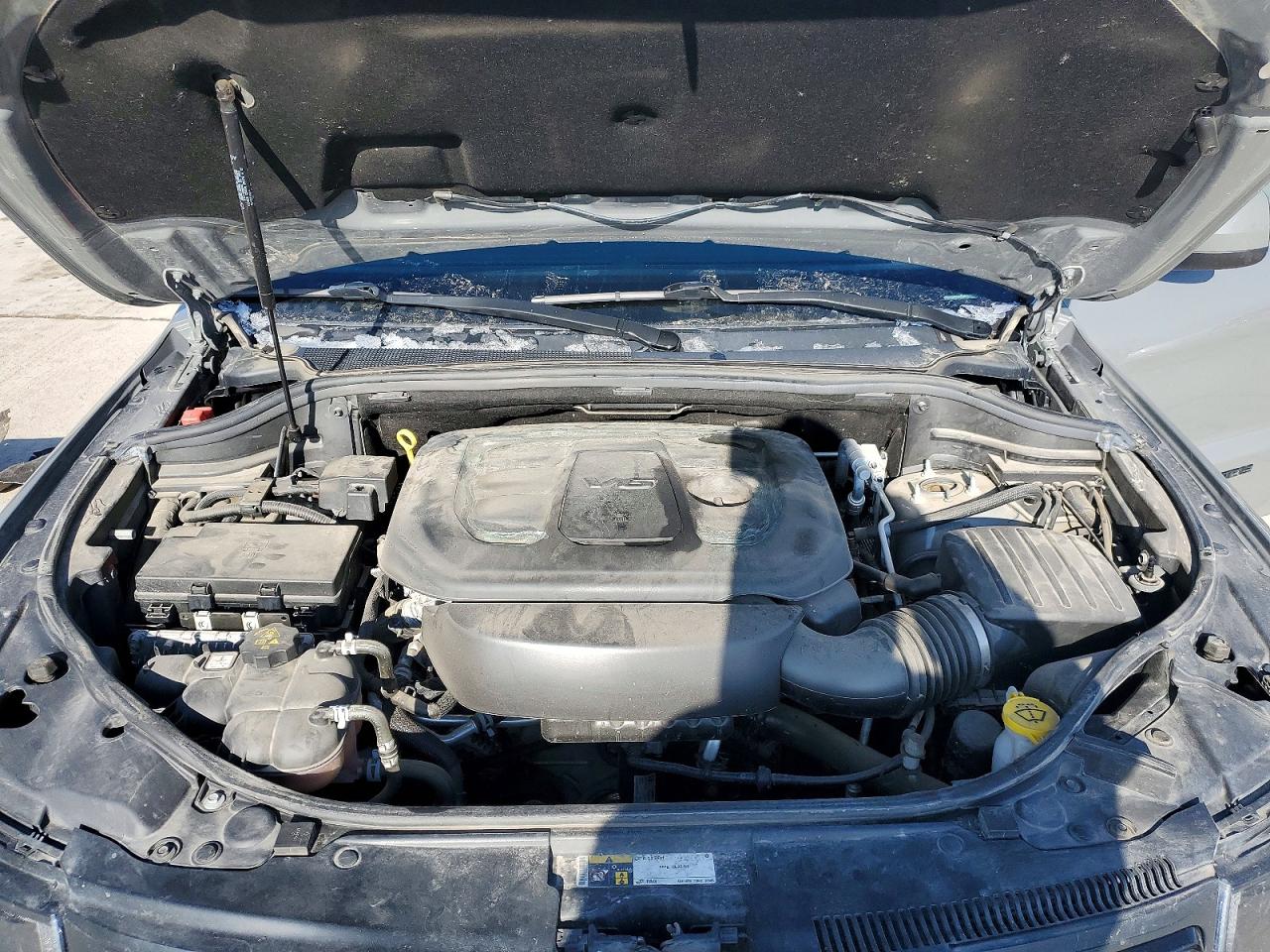 2019 JEEP GRAND CHEROKEE LAREDO photo 12