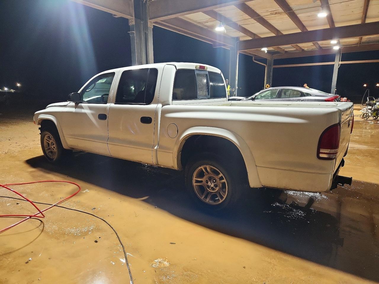 2003 DODGE DAKOTA QUAD SPORT photo 2